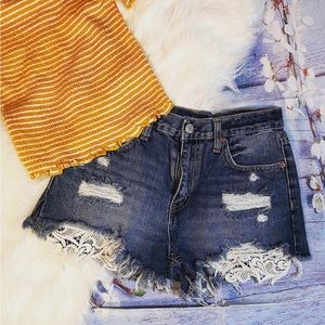 Aeropostal distressed jeans sz6